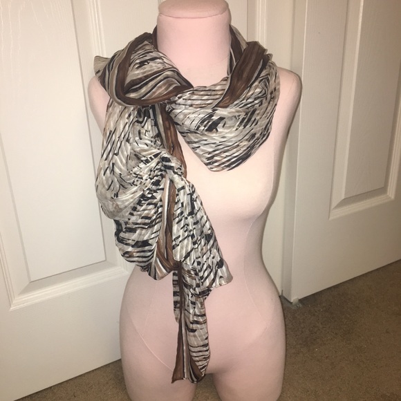 White House Black Market Accessories - White House Black Market animal print scarf